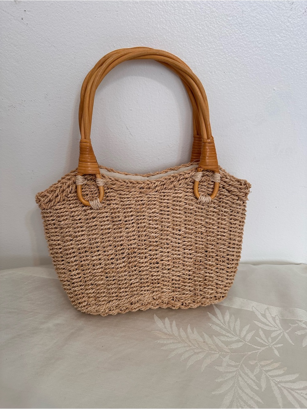 Vintage Natural Woven Straw Tote Bag with Tan Handles